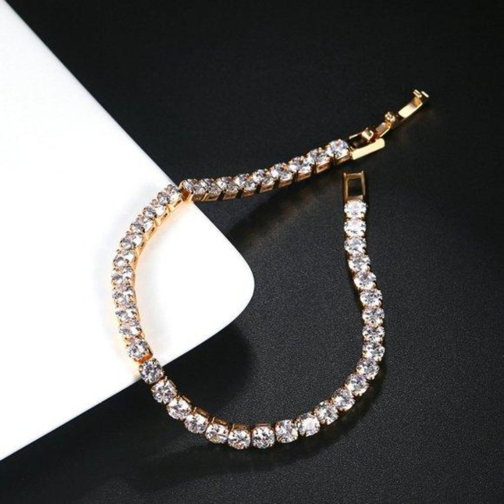 NEW 18K Yellow Gold Plated Round Diamond Bracelet - Picture 2 of 3